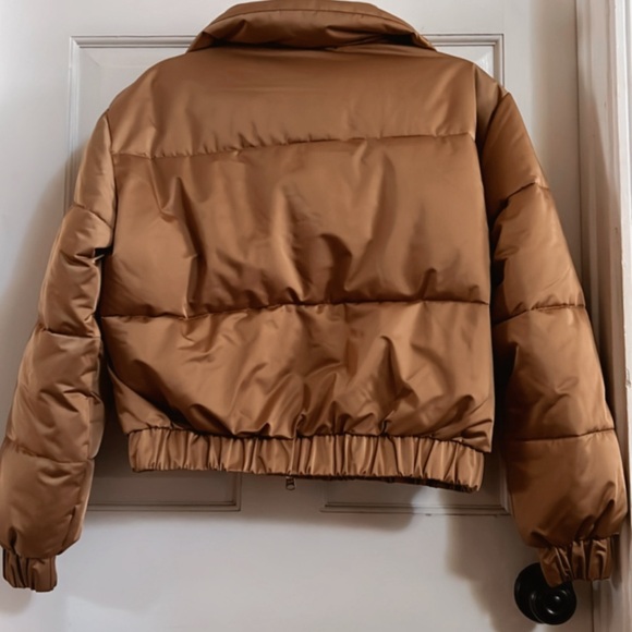 NWT ABERCROMBIE & FITCH A&F Womens
Ultra Mini Puffer Jacket Coat - Picture 7 of 8